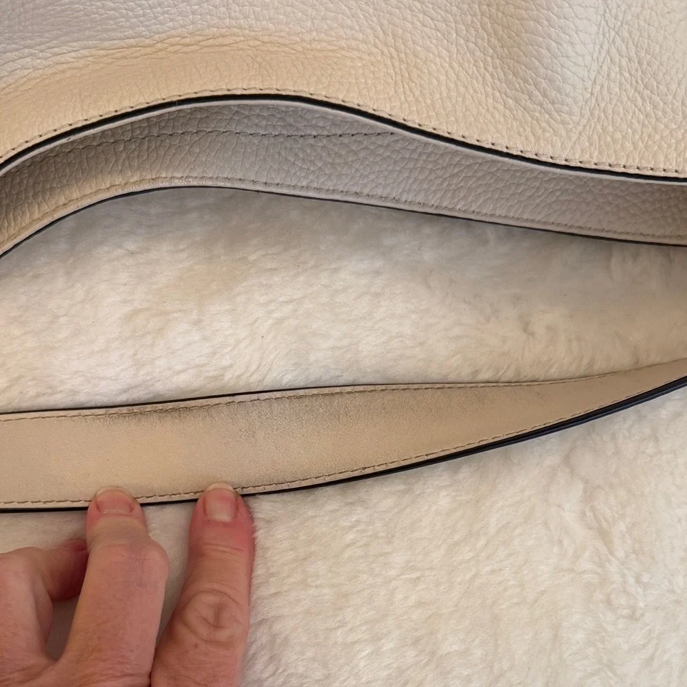 Michael Kors Brooklyn Cream Hobo Bag with Gold Accents w/Flaw*